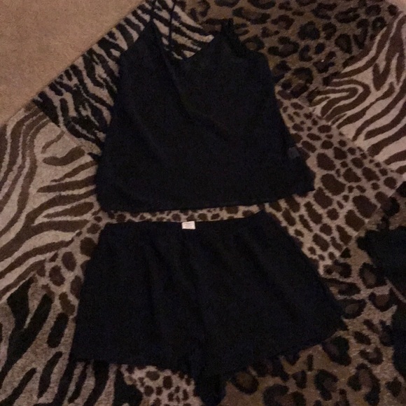 Lounge Set - Picture 4 of 5